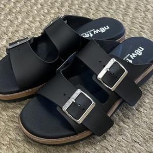 Slip in sandal Svart New Feet