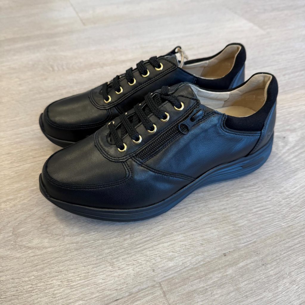 KLAVENESS Frida Shoes Sort Skinn